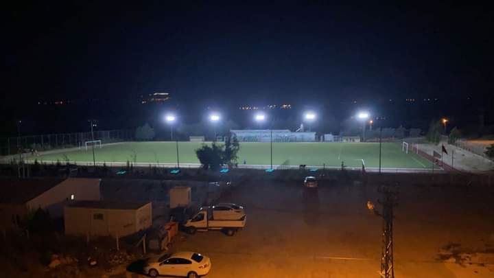 Altınözü Stadı’nda bakım ve ışıklandırma sistemi yenilendi 