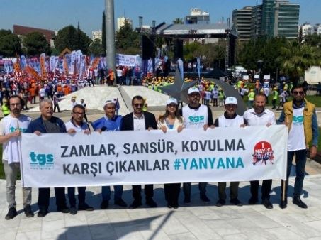 TGS Adana: Yaşasın 1 Mayıs, yaşasın özgür basın