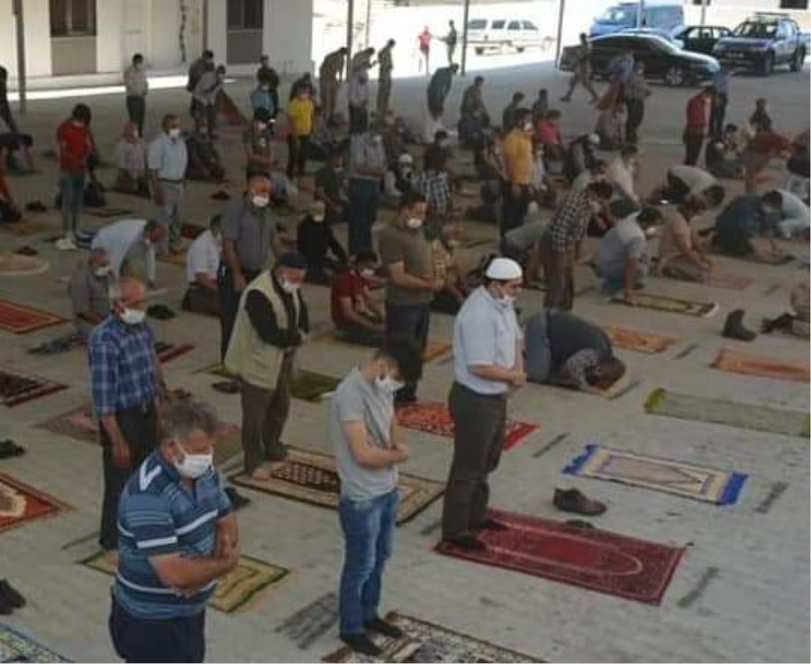 Ezan Der ki:“Hayye ale