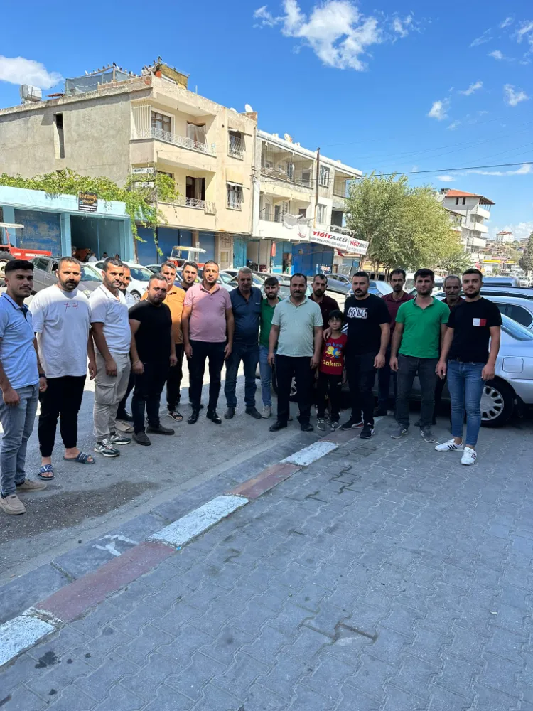 Altınözü’nde yeni oto pazarına yoğun ilgi