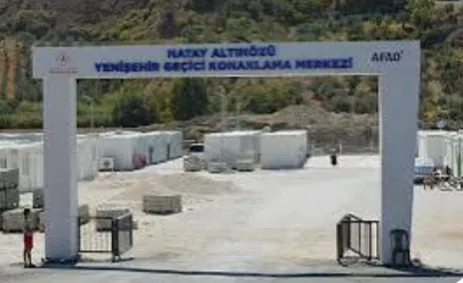 Altınözü’nde Depremzedeler Zor Şartlarda Yaşıyor: Su ve Elektrik Kesintileri Hayatı Felç Etti